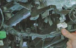 Снятие и установка рулевой колонки автомобиля KIA Rio