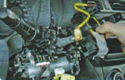 Снятие и установка рулевой колонки автомобиля KIA Rio