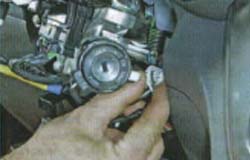 Снятие и установка рулевой колонки автомобиля KIA Rio